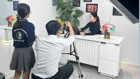 Vie Star Brands đồng hành cùng chuyên gia Tina Trần xây dựng thương hiệu cá nhân.